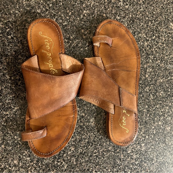 Free People Tan Leather Sandals - Picture 8 of 13